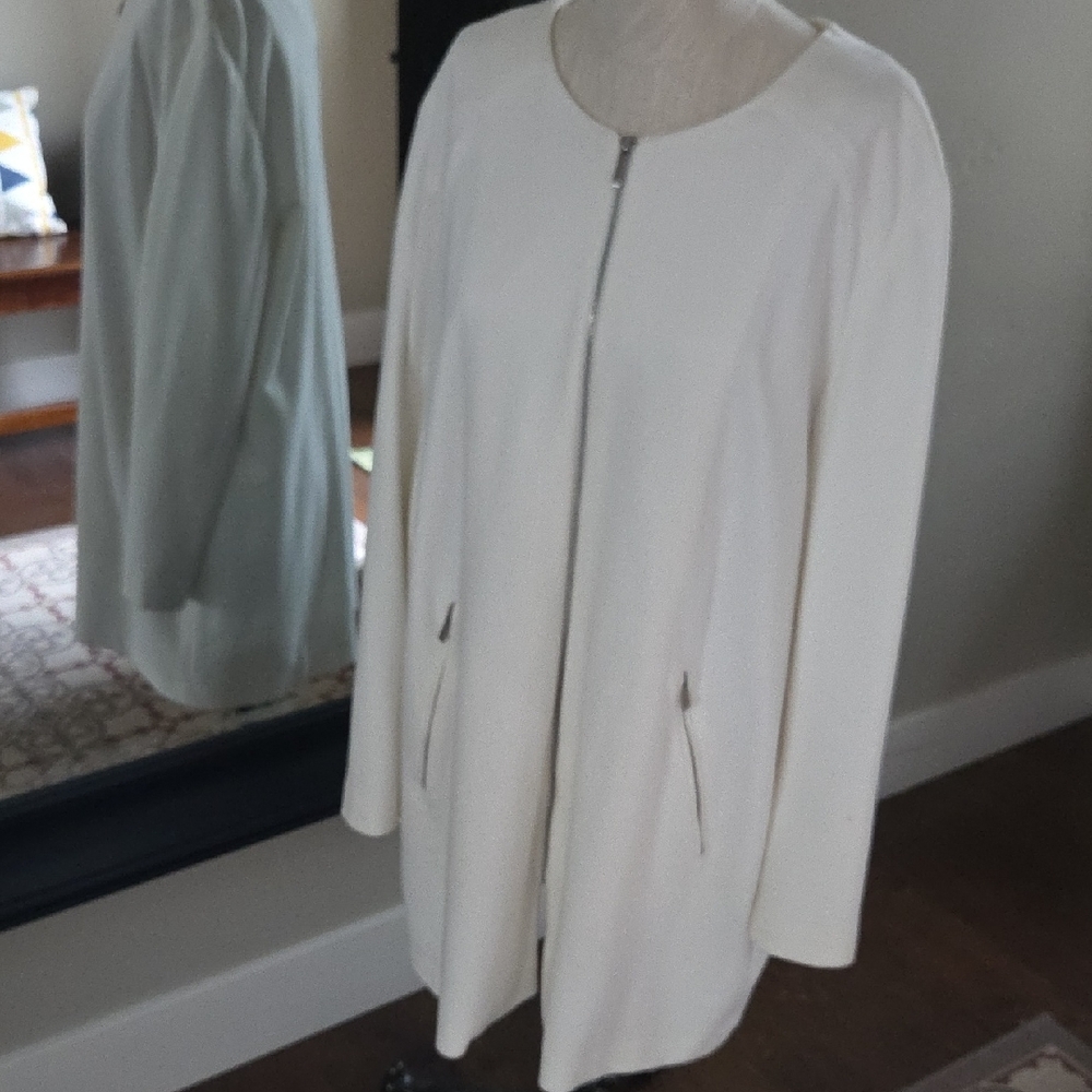 Chicos Size 3 (14/16) Elegant Creamy White With Silver Hardware Women's Jacket